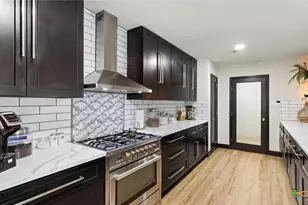 207 Woodlake Dr, Mcqueeney, TX 78123 - Photo 13