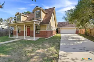 431 N Milam St, Seguin, TX 78155 - Photo 29