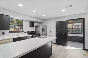 431 N Milam St, Seguin, TX 78155 - Photo 1