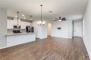 1999 Wind Chime Wy, New Braunfels, TX 78130 - Photo 5