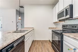 1999 Wind Chime Wy, New Braunfels, TX 78130 - Photo 9