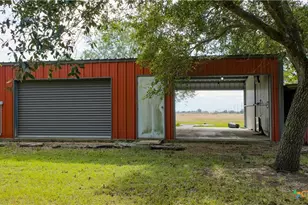 859 Co Rd 429, Lolita, TX 77971 - Photo 31