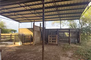 859 Co Rd 429, Lolita, TX 77971 - Photo 37