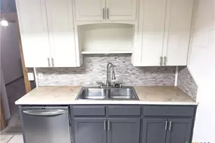 859 Co Rd 429, Lolita, TX 77971 - Photo 11