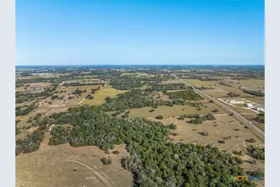 3012 US Highway 77, Hallettsville, TX 77964 - Photo 7