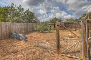 859 Morningwood Dr, San Marcos, TX 78666 - Photo 35