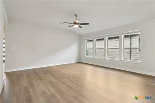 122 Barton Pt, Cibolo, TX 78108 - Photo 9