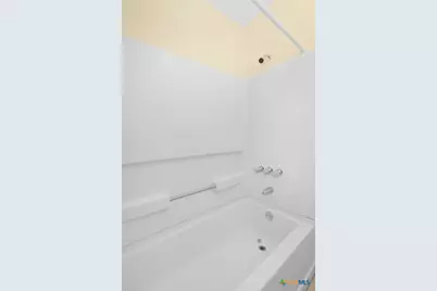 307/309 W 2nd Street, Lampasas, TX 76550 - Photo 11