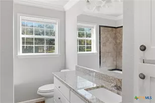 163 Lakeside Dr, Seguin, TX 78155 - Photo 29