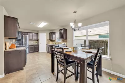 945 Lauren Street, New Braunfels, TX 78130 - Photo 13