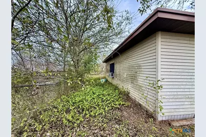 218 Lasalle Road, Inez, TX 77968 - Photo 11