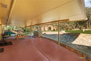 7339 Shady Hollow Ln, San Antonio, TX 78255 - Photo 15