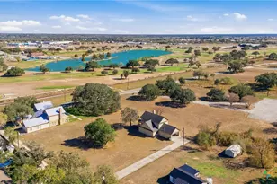 1301 Railroad, Cuero, TX 77954 - Photo 43
