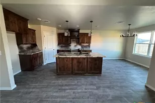 2552 Cowgirl Trl, Belton, TX 76513 - Photo 5