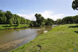 1250 E Creekview Dr, Salado, TX 76571 - Photo 45