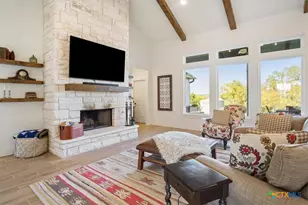 1250 E Creekview Dr, Salado, TX 76571 - Photo 17
