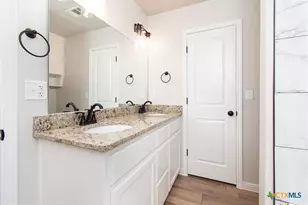 2558 Cowgirl Trl, Belton, TX 76513 - Photo 15