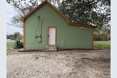 710 W Avenue D, Belton, TX 76513 - Photo 13