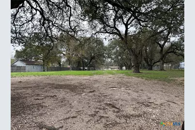 710 W Avenue D, Belton, TX 76513 - Photo 17