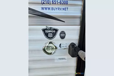 1012 W Broadway Avenue, Seadrift, TX 77983 - Photo 25