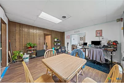 217 N 5th Street, Lott, TX 76656 - Photo 9