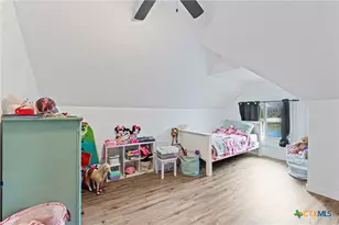 217 N 5th St, Lott, TX 76656 - Photo 21