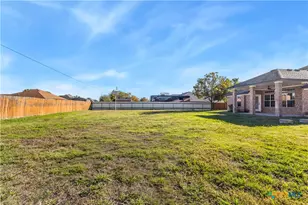 2010 Purple Martin Dr, Killeen, TX 76542 - Photo 45