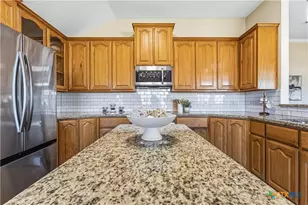 2010 Purple Martin Dr, Killeen, TX 76542 - Photo 17