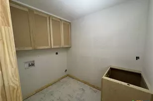 2564 Cowgirl Trl, Belton, TX 76513 - Photo 13