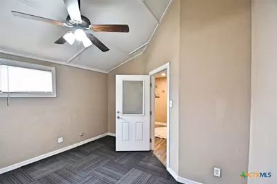 1111 N Walnut Avenue #303, New Braunfels, TX 78130 - Photo 3