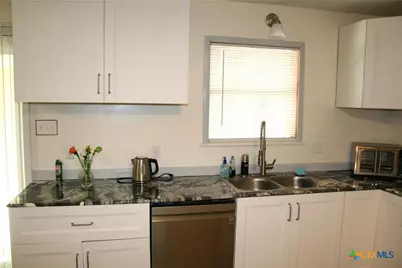 1611 N 10th Street, Killeen, TX 76541 - Photo 7