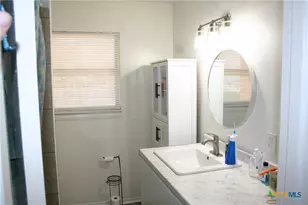 1611 N 10th St, Killeen, TX 76541 - Photo 21