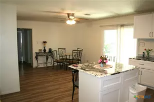 1611 N 10th St, Killeen, TX 76541 - Photo 5