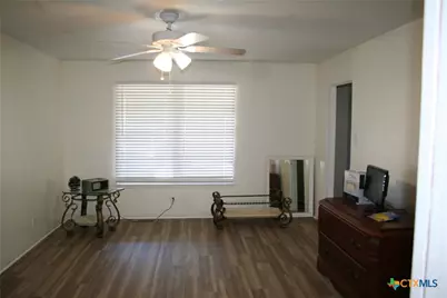 1611 N 10th Street, Killeen, TX 76541 - Photo 11