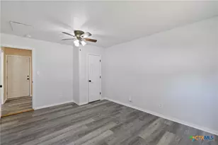 907 Apple St, Fredericksburg, TX 78624 - Photo 19