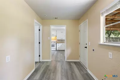 907 Apple Street, Fredericksburg, TX 78624 - Photo 25