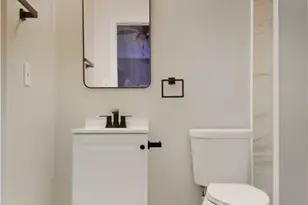 907 Apple St, Fredericksburg, TX 78624 - Photo 21