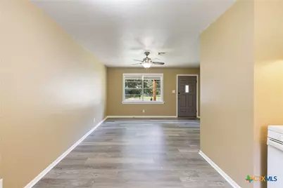 907 Apple Street, Fredericksburg, TX 78624 - Photo 9