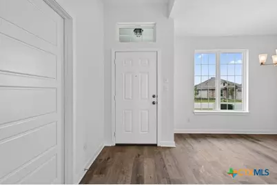1915 Meridian Loop, Temple, TX 76504 - Photo 9