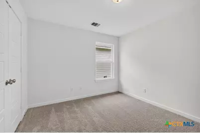 1915 Meridian Loop, Temple, TX 76504 - Photo 17