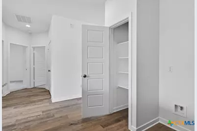 1915 Meridian Loop, Temple, TX 76504 - Photo 11