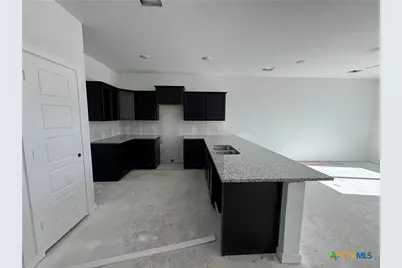 1915 Meridian Loop, Temple, TX 76504 - Photo 3