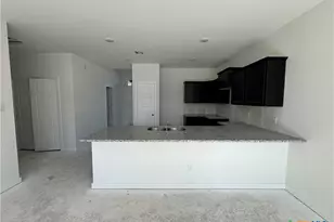 1915 Meridian Loop, Temple, TX 76504 - Photo 5