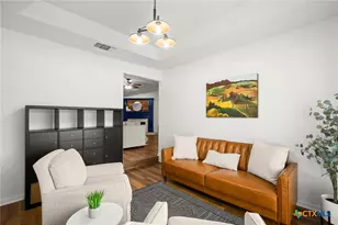 305 E Tanglewood Dr, New Braunfels, TX 78130 - Photo 17