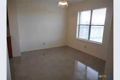 102 Gemini Court, Victoria, TX 77901 - Photo 5