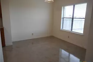 102 Gemini Ct, Victoria, TX 77901 - Photo 5