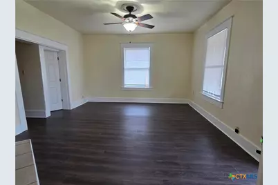 1214 S 11th Street, Temple, TX 76504 - Photo 5