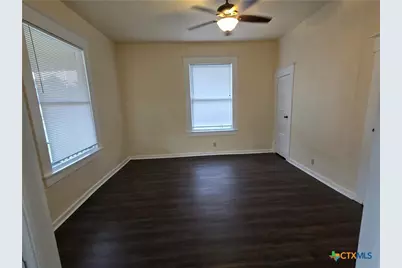 1214 S 11th Street, Temple, TX 76504 - Photo 7