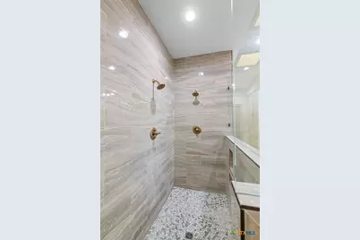 6009 Country Club Dr, Victoria, TX 77904 - Photo 23