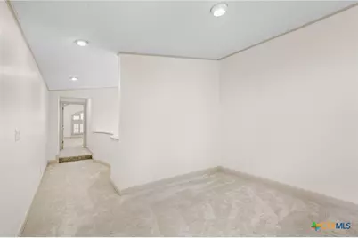 6009 Country Club Dr, Victoria, TX 77904 - Photo 29